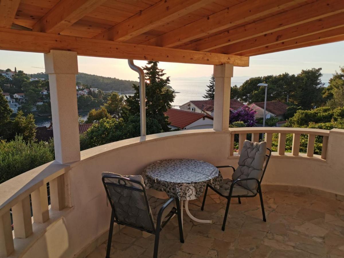 Apartment Miljenko Tomic Splitska Kültér fotó