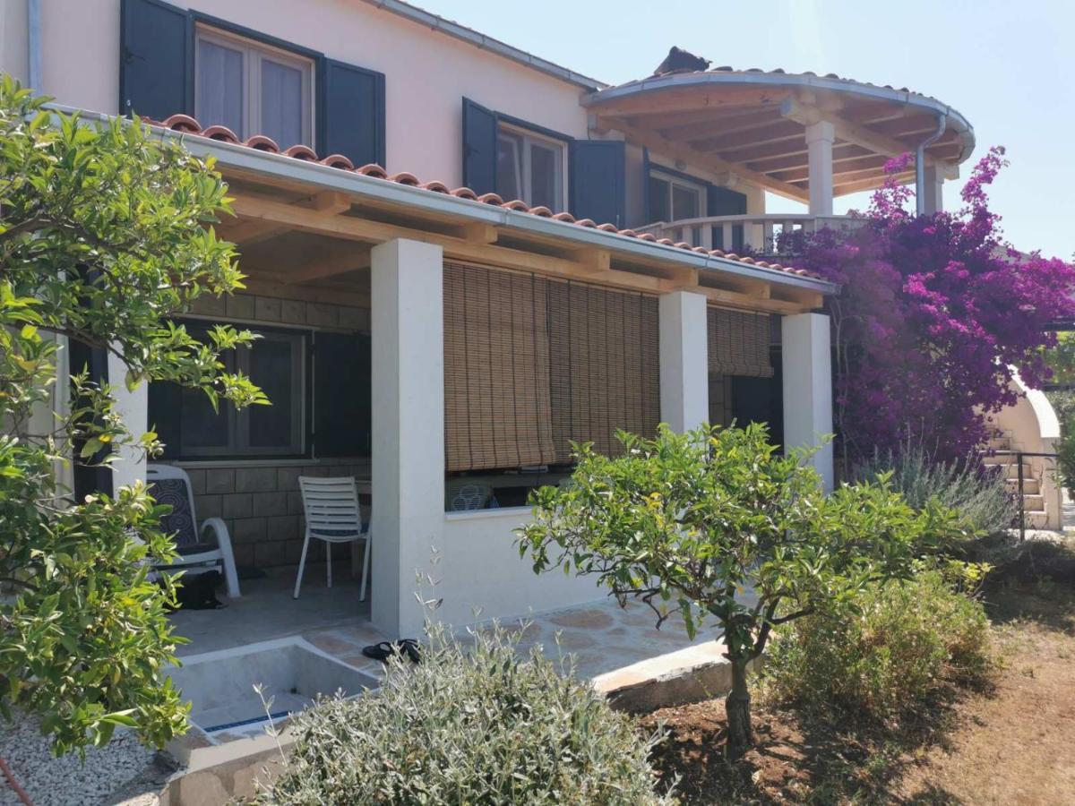 Apartment Miljenko Tomic Splitska Kültér fotó